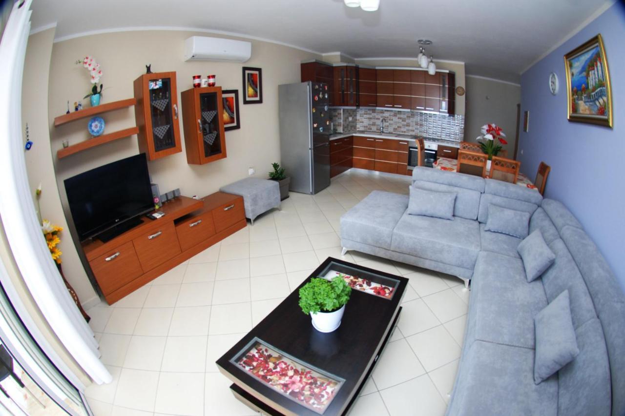 Alban Sea View Apartment Sarande Exterior photo